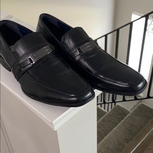 Men’s dress shoes